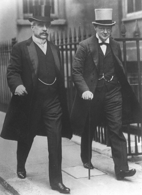 Премьер-министр Канады Роберт Борден и первый лорд Адмиралтейства Уинстон Черчилль. 1912 г.