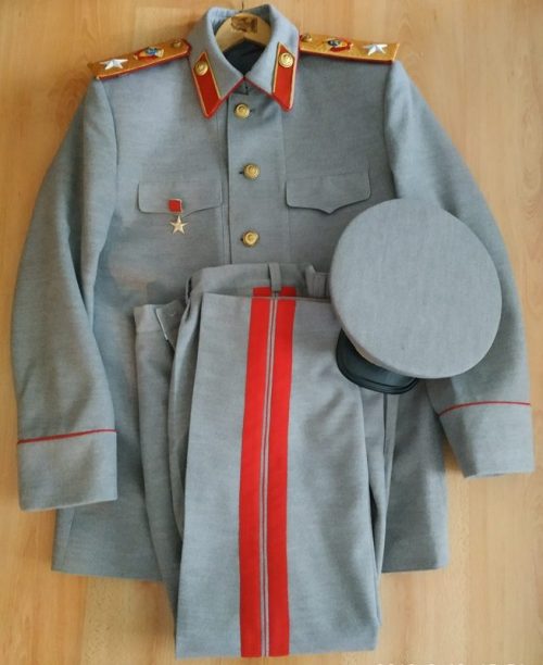 Форма Маршала СССР образца 1945 г.