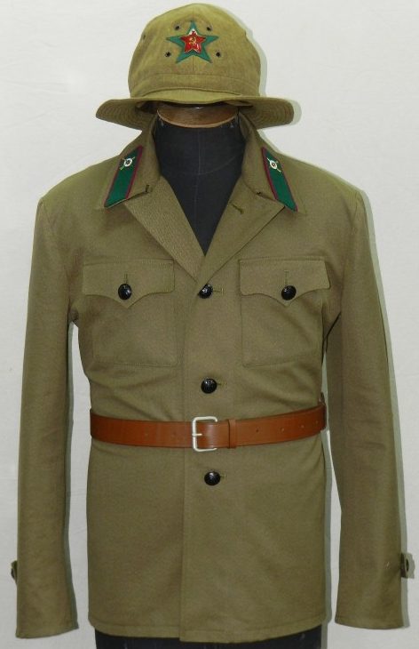 Куртка летняя для рядового и сержантского состава пограничных и внутренних войск образца 1937 г. 