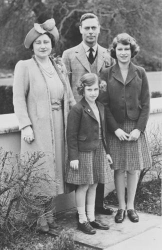 Королевская семья. 1940 г. 