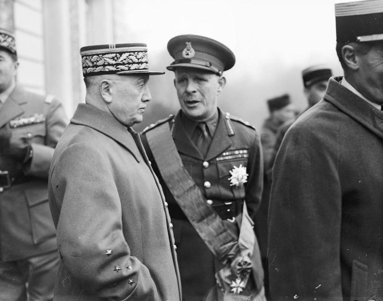 Генерал Горт В.К. с генералом Жозефом Жоржем в Аррасе. 1940 г. 
