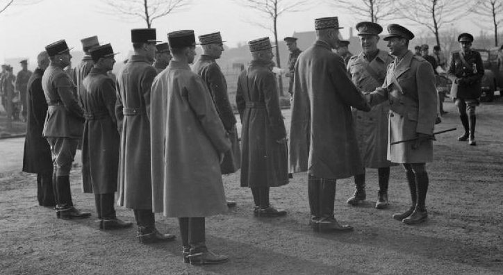 Король Георг VI посещает BEF. 1939 г.
