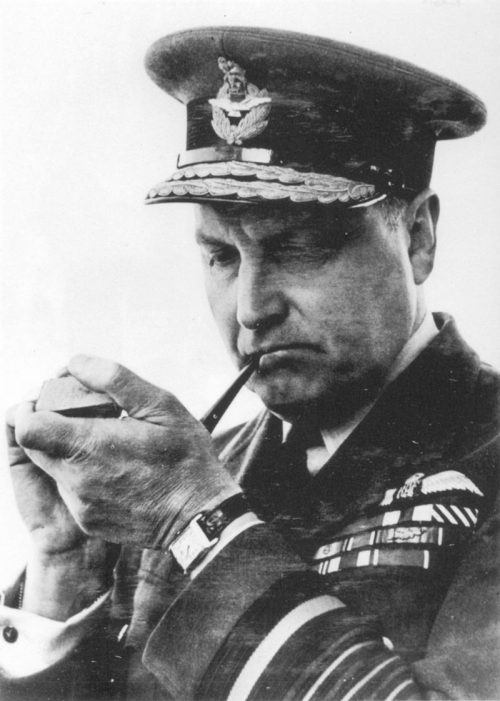 Главный маршал авиации сэр Шолто Дуглас. 1943 г.
