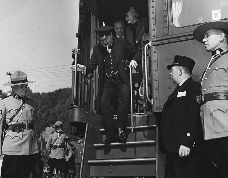 Черчилль прибывает в Квебек. 1944 г.