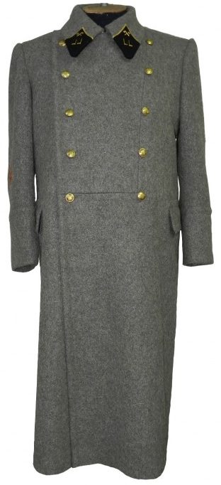 Шинель комначсостава РККА образца 1941 г.ода из полугрубого сукна, на мирное время.