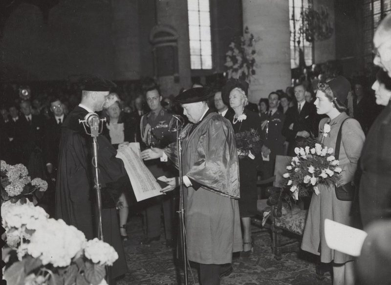 Вручение почетной докторской степени Лейденского университета Уинстону Черчиллю. 1946 г.
