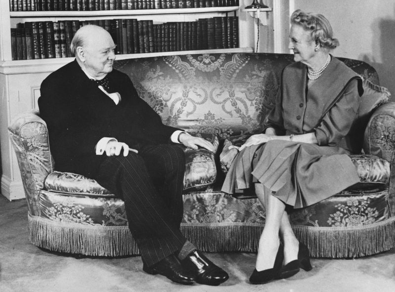 Супруги Черчилль в 50-летний юбилей. 1958 г.