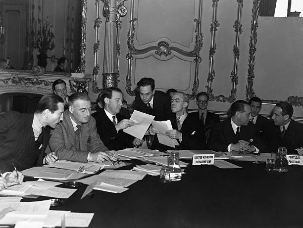 Стаффорд Криппс на финансово-экономическом комитете НАТО. 1950 г. 