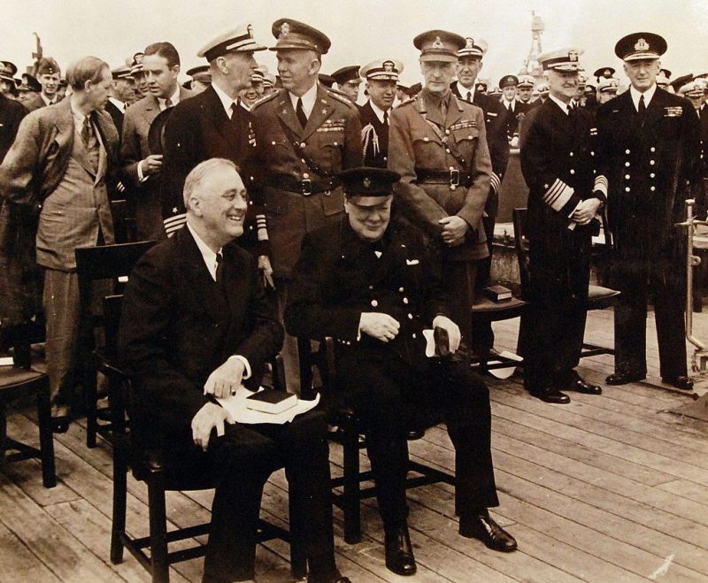 Адмирал Дадли Паундом на HMS «PRINCE OF WALES» во время встречи Рузвельта и Черчилля. 1941 г.