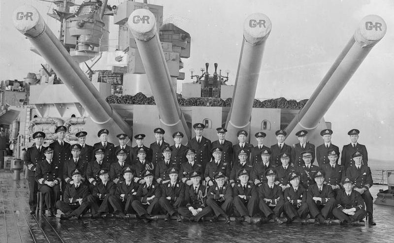 Адмирал сэр Джон Тови и его штаб на борту флагмана HMS «KING GEORGE V». 1943 г.