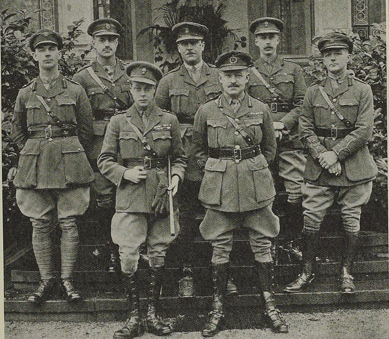 Подполковник Генри Мейтленд Уилсон с генерал-майором Эндрю Расселом и офицерами Генерального штаба. 1919 г. 