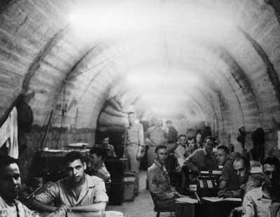 Штаб союзников в туннелях Малинта.