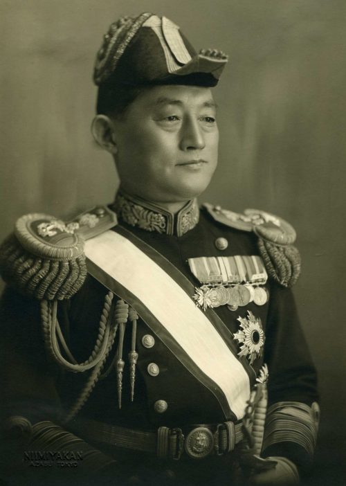 Мицумаса Ёнай. 1936 г.