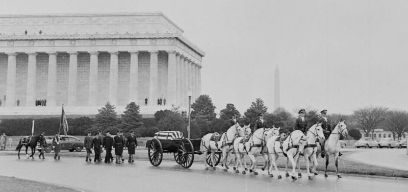 Похоронная процессия генерала Генри Х. «Хэпа» Арнольда в Вашингтоне. 1950 г.