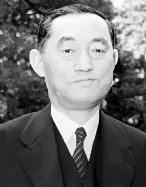 Мицумаса Ёнай. 1940 г.