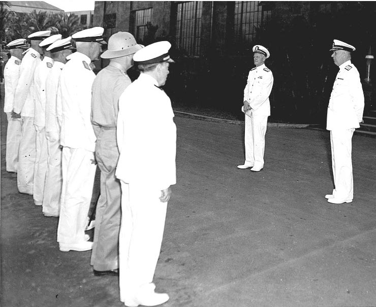 Адмирал Нимиц в Перл-Харборе. 1941 г.