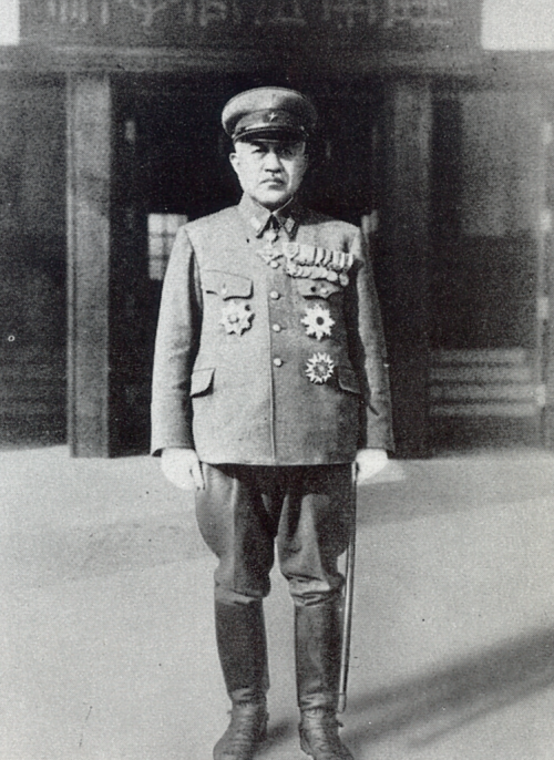 Генерал Кэндзи Доихара в роли начальника Академии Императорской армии Японии.1945 г.