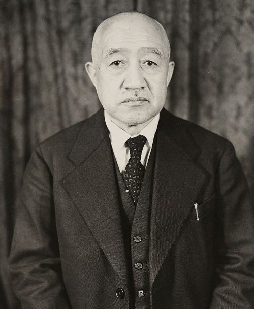 Кэндзи Доихара в 1948 году.