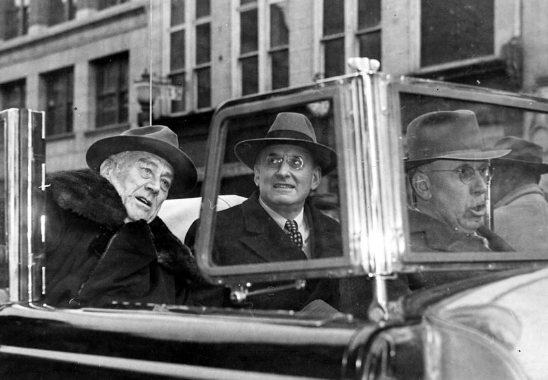 Рузвельт с Генри Моргентау-младшим в Покипси. Нью-Йорк, 1944 г.