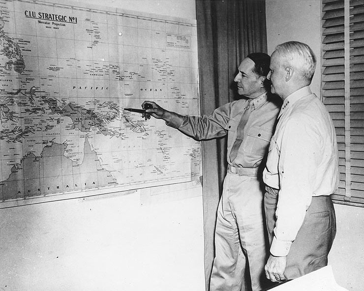 Макартур и Нимиц. Брисбен, 1944 г.