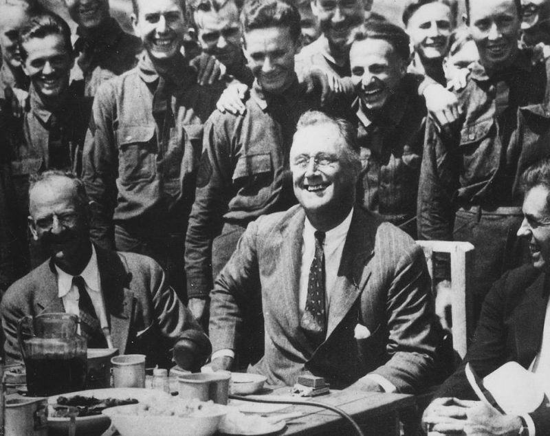 Франклин Д. Рузвельт, Генри Уоллес и Роберт Фехнер в долине Шенандоа. 1933 г.