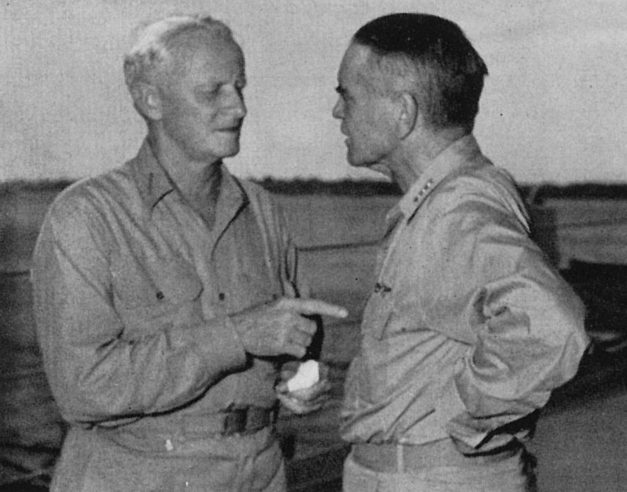Адмиралы Нимиц и Хэлси. 1943 г.