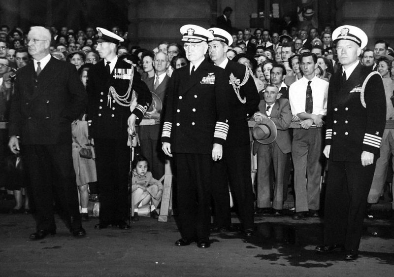 Адмирал флота В. Ф. Хэлси в Сиднее. 1954 г.