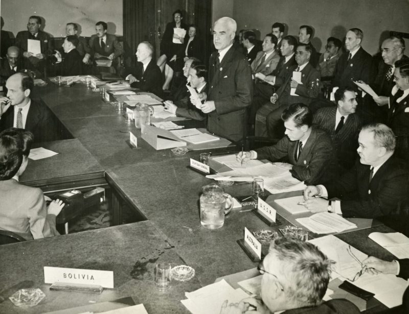 Эдвард Стеттиниус в ООН. 1945 г.