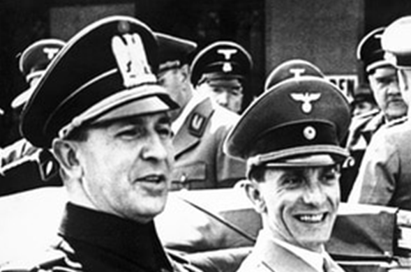 Министры пропаганды Дино Альфиери и Йозеф Геббельс. Вена, 1939 г. 
