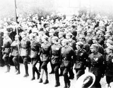 Парад СА в Нюрнберге. 1923 г.