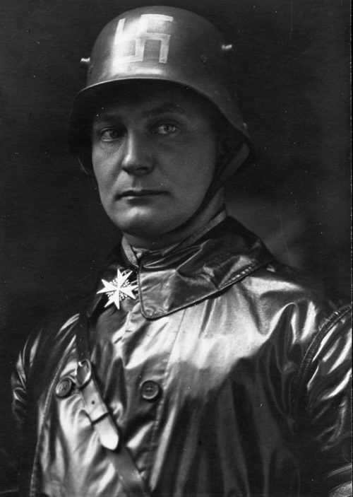 Герман Геринг в качестве лидера СА. Ноябрь 1923 г.