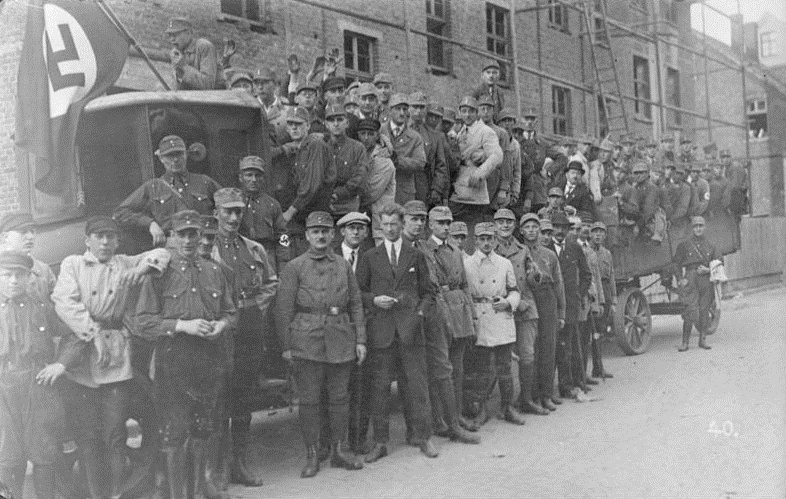 Штурмовики СА перед партийным съездом. 1926 г.