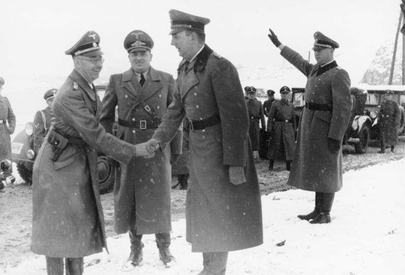 Шеф СС Гиммлер в Кракове. 1939 г. 