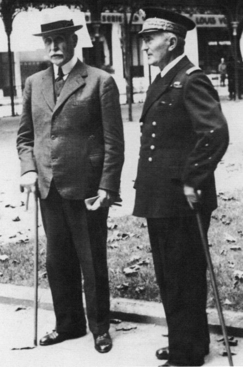 Петен и Дарлан. 1942 г.