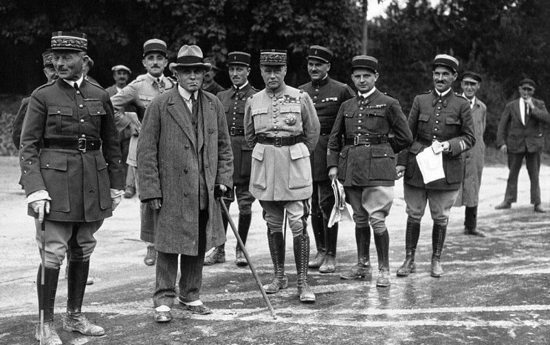 Генерал Вейган, Поль-Бонкур, генерал Гамлен и комендант Барт на учениях в Шампани. 1932 г.