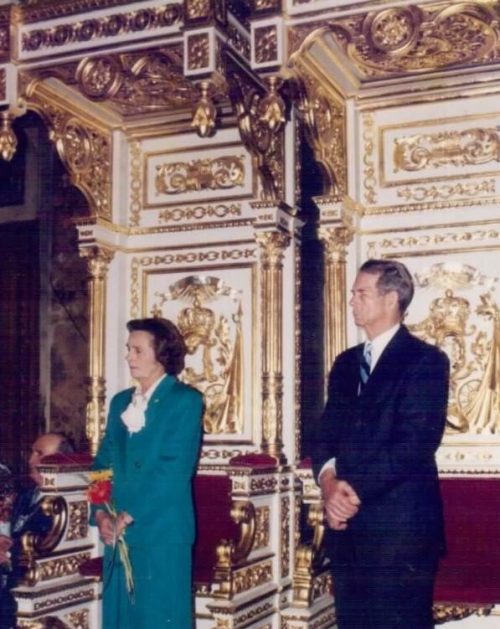 Король Михаил и королева Анна в соборе Яссы. 1997 г.