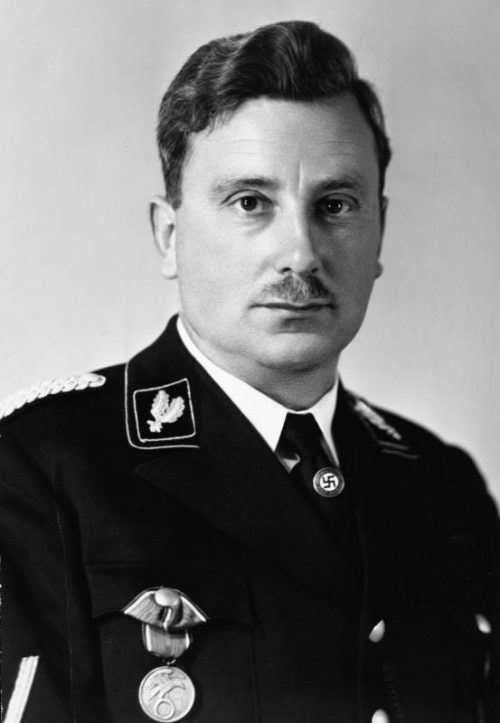 Эмиль Морис первый Верховный вождь СА, с 1920 по 1921 год, в униформе оберфюрера СС. 1934 г.