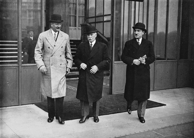 Министры Фланден, Петен и Марке. 1934 г.