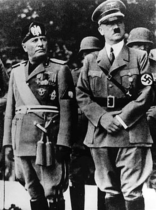 Муссолини и Гитлер в 1937 году.