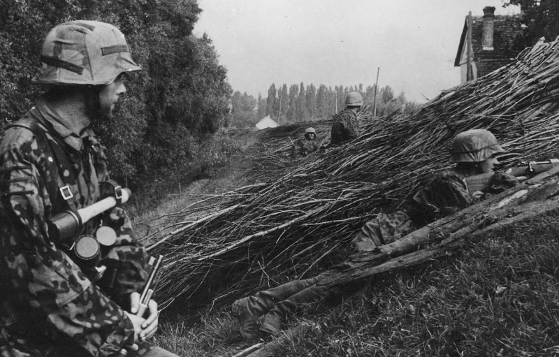 Войска Ваффен-СС в Югославии. 1944 г.