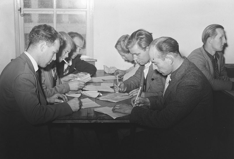 Репатриированные голландские эсэсовцы. 1950 г.