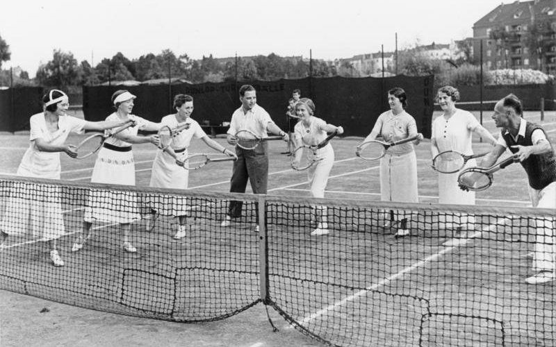 Занятие в теннисной секции DAF. 1933 г. 