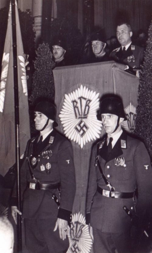 Торжества освящения флага RLB. 1935 г.