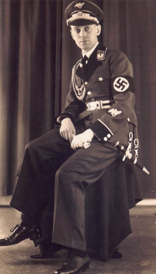 Офицер RLB в парадной униформе. 1940 г.