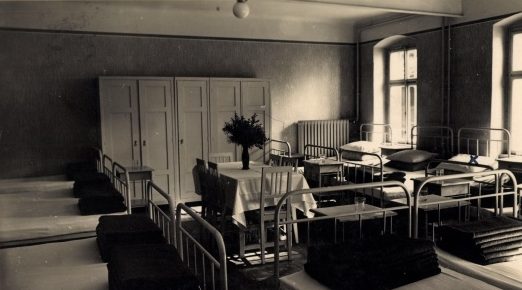 Жилая комната районной школы DAF. 1935 г.