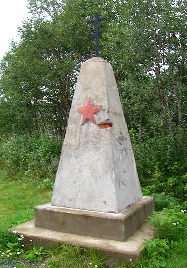 Памятный камень советским военнопленным в Ране.