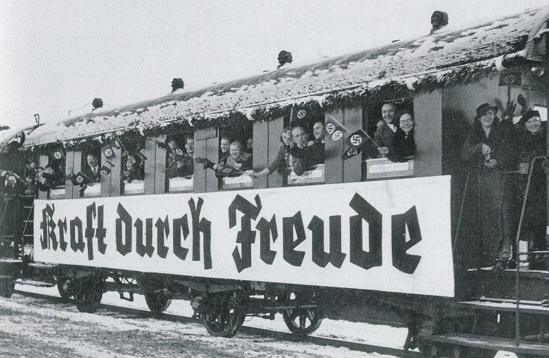 Туристический поезд DAF. 1936 г.