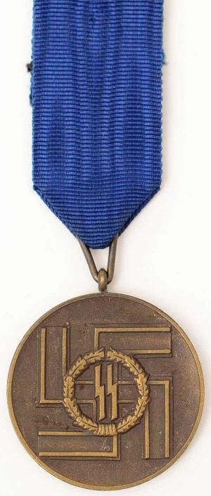 Аверс медали за 8 лет службы в СС.