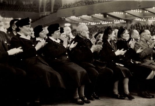 Съезд членов DAF. 1941 г.