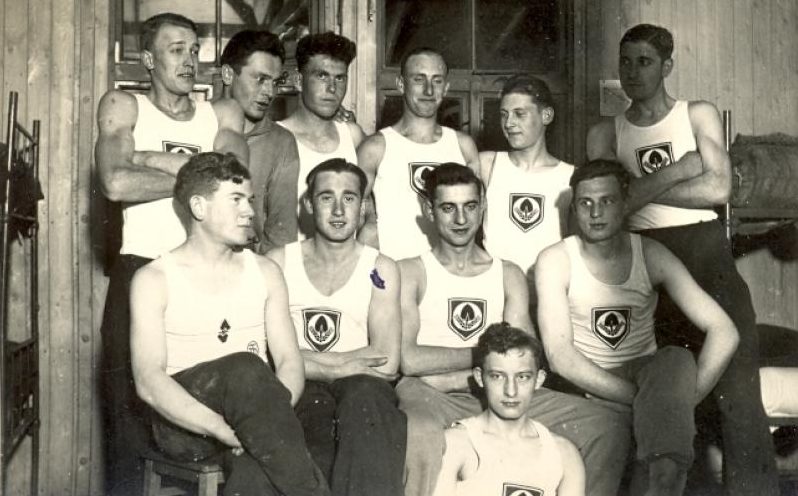 Спортивная группа RAD. 1940 г.
